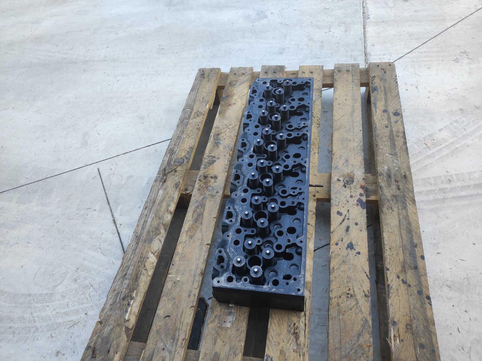 MAN D0836 cylinder head MAN TGM TGL truck