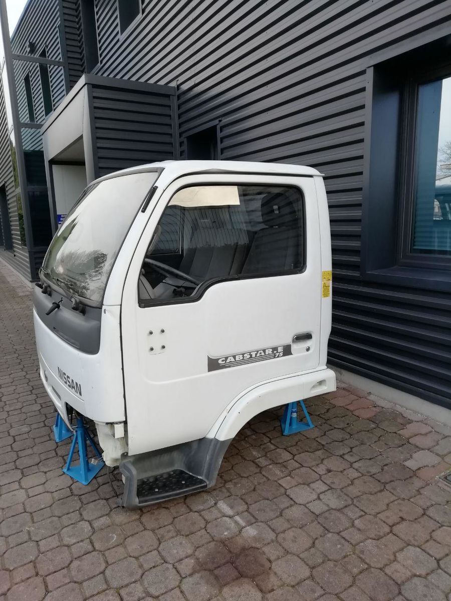 NISSAN CABSTAR (1996-2006) FAHRERHAUS cabin NISSAN KABINE DAY CAB, LOW ROOF, SHORT CAB truck