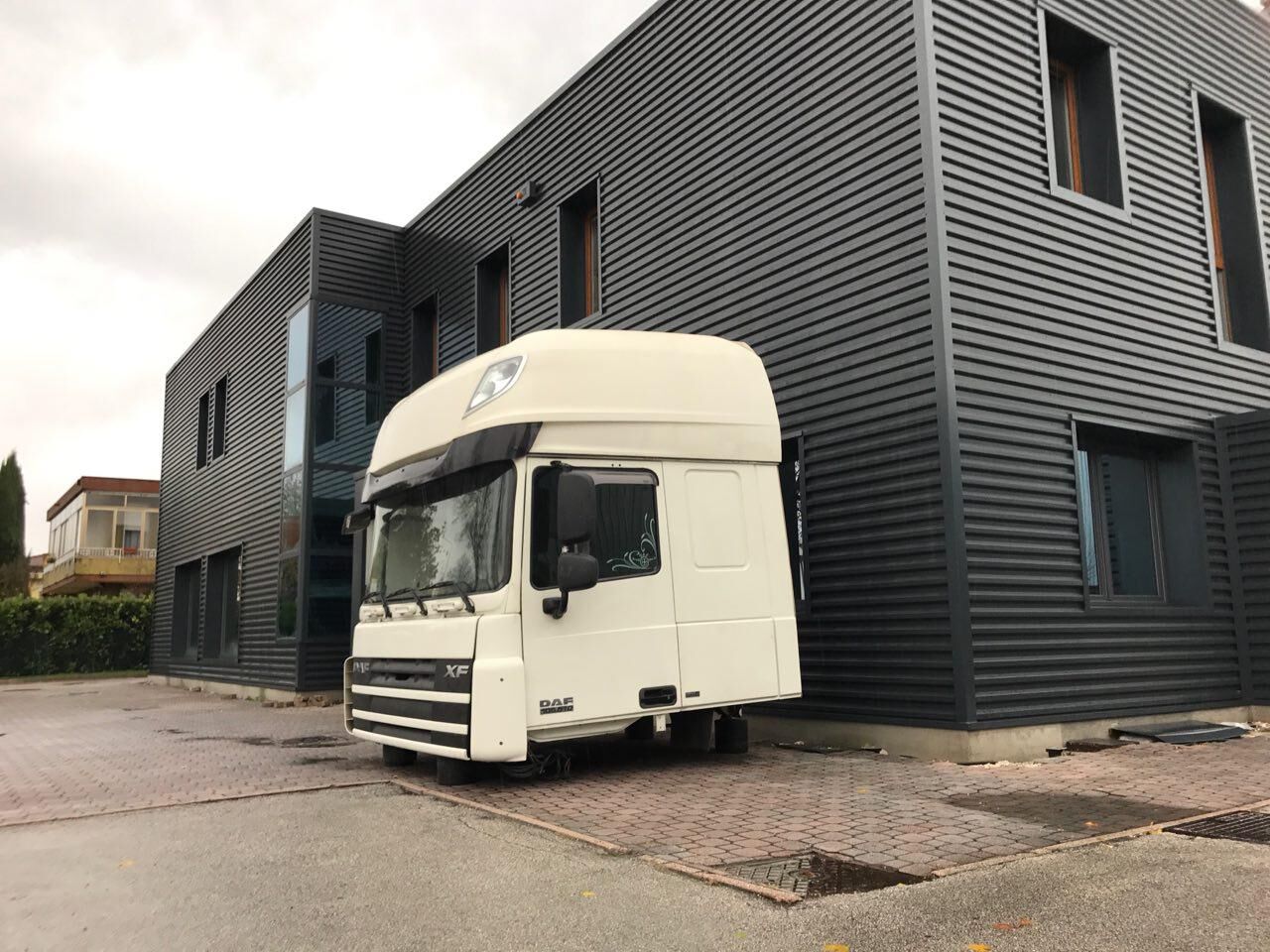 DAF XF105 E5 SSC cabin DAF SUPER SPACE CAB truck tractor