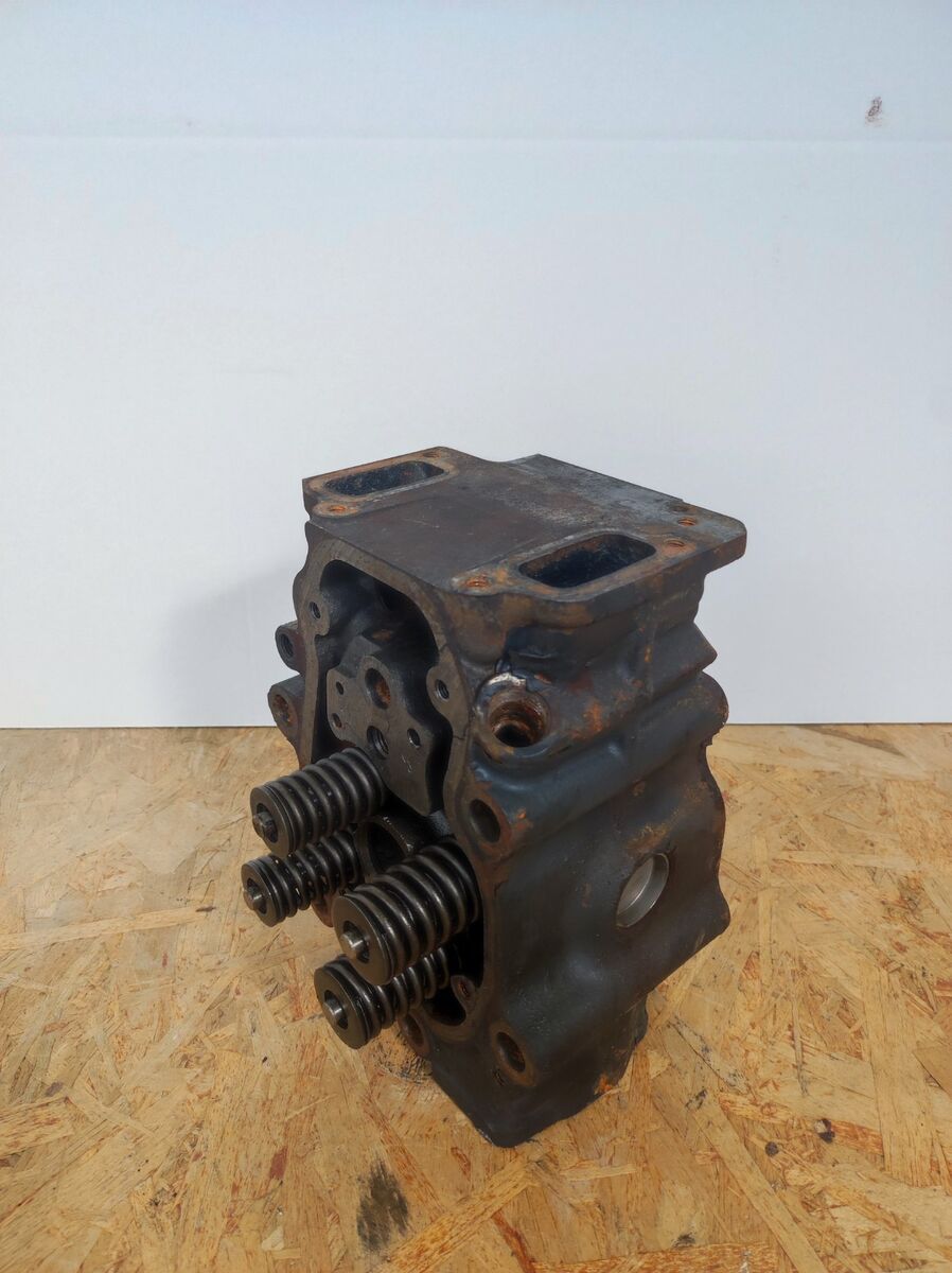 SCANIA DC13 XPI cylinder head SCANIA EURO 5 truck