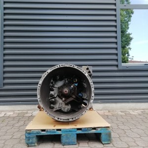 VOLVO VT2214B GETRIEBE gearbox VOLVO FH13 FH16 truck tractor
