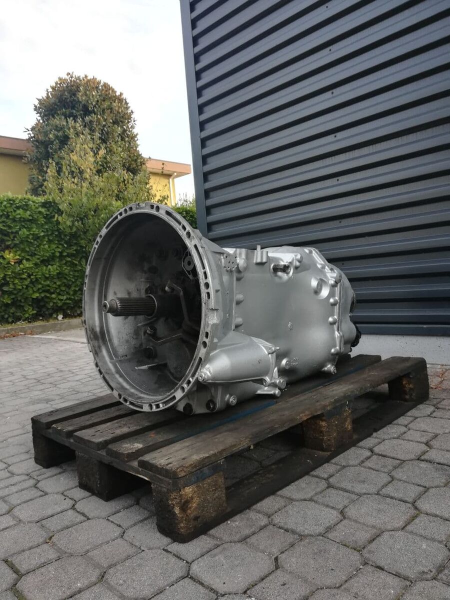 VOLVO VT1708B GETRIEBE gearbox VOLVO FH13 FH16 truck tractor