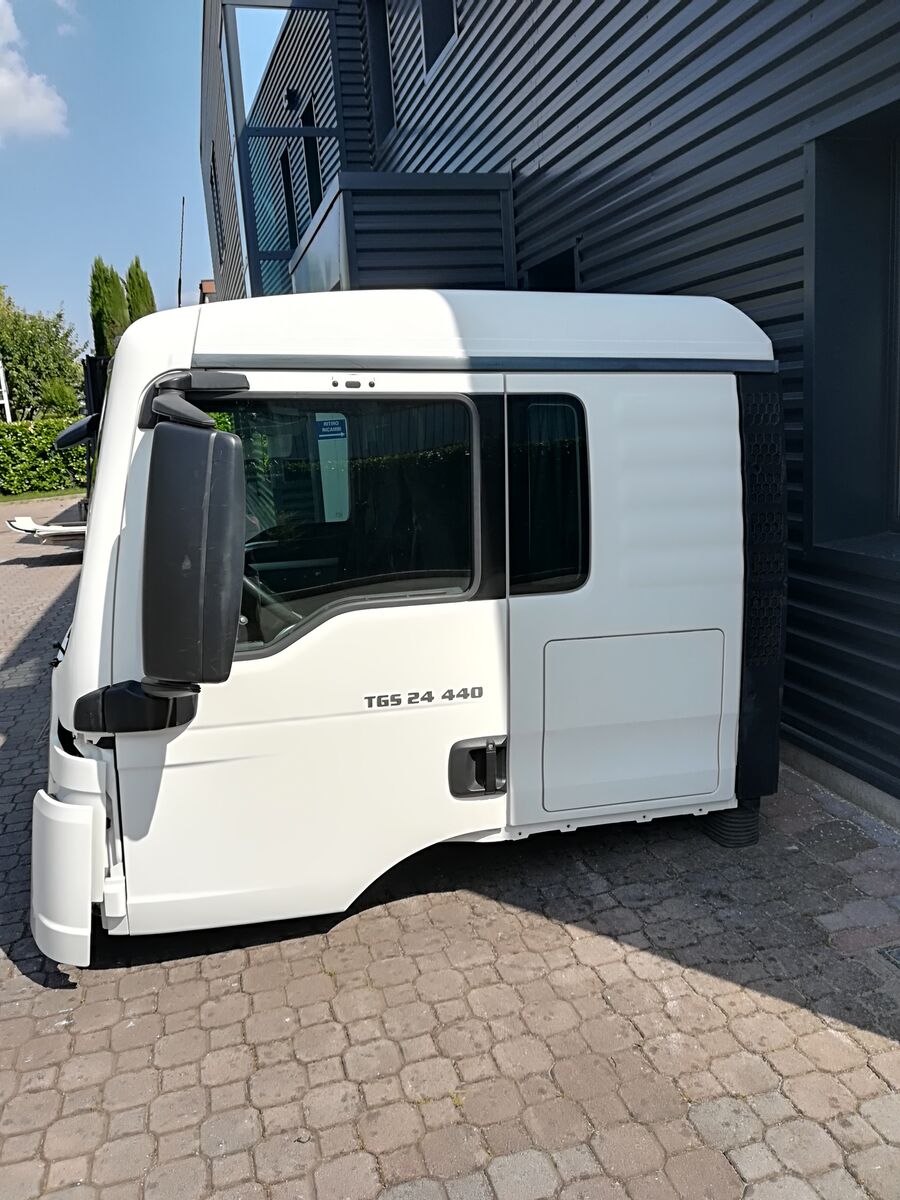 MAN TGS E5 Fahrerhaus Kabine cabin MAN Euro5 LOW ROOF SLEEPER CAB truck tractor