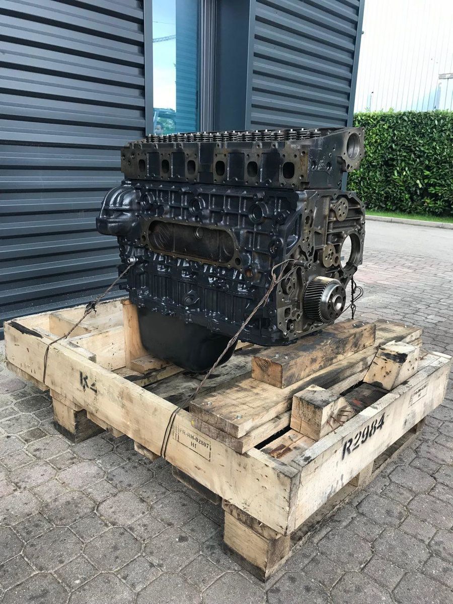 IVECO CURSOR 8 F2BE3681 engine IVECO STRALIS EURO 5 E5 truck