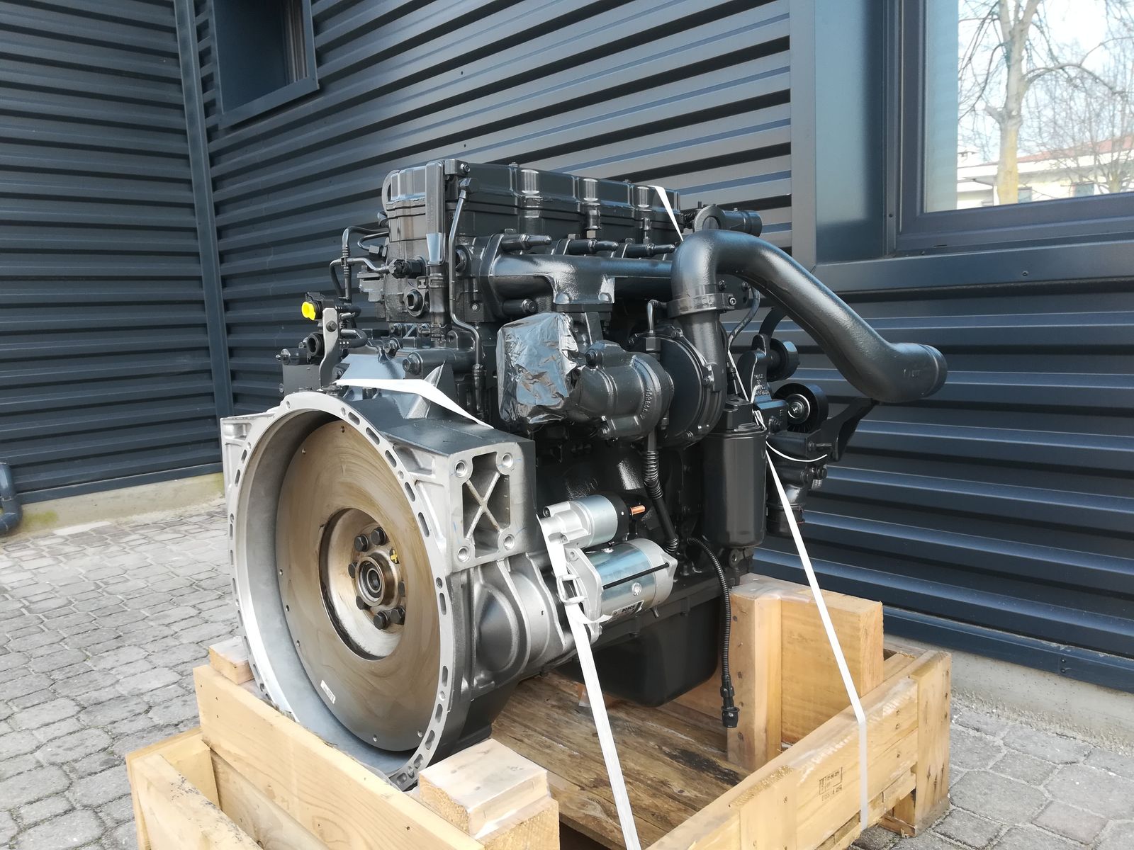 IVECO TECTOR 4 F4AE3481 engine IVECO EUROCARGO EURO 5 E5 EEV truck