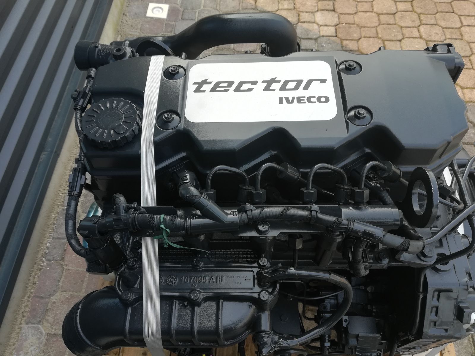 IVECO TECTOR 4 F4AE3481 engine IVECO EUROCARGO EURO 5 E5 EEV truck