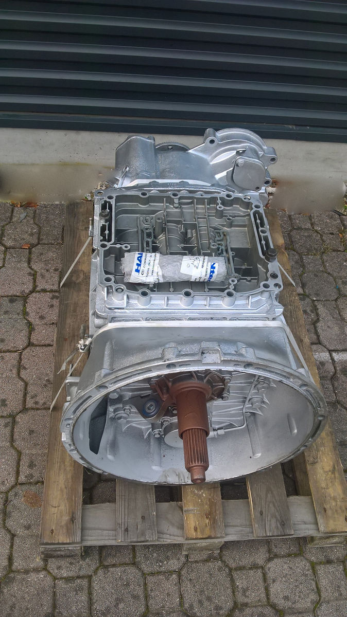 RENAULT AT/VT REBUILT WITH WARRANTY gearbox RENAULT Premium, Kerax, Magnum truck