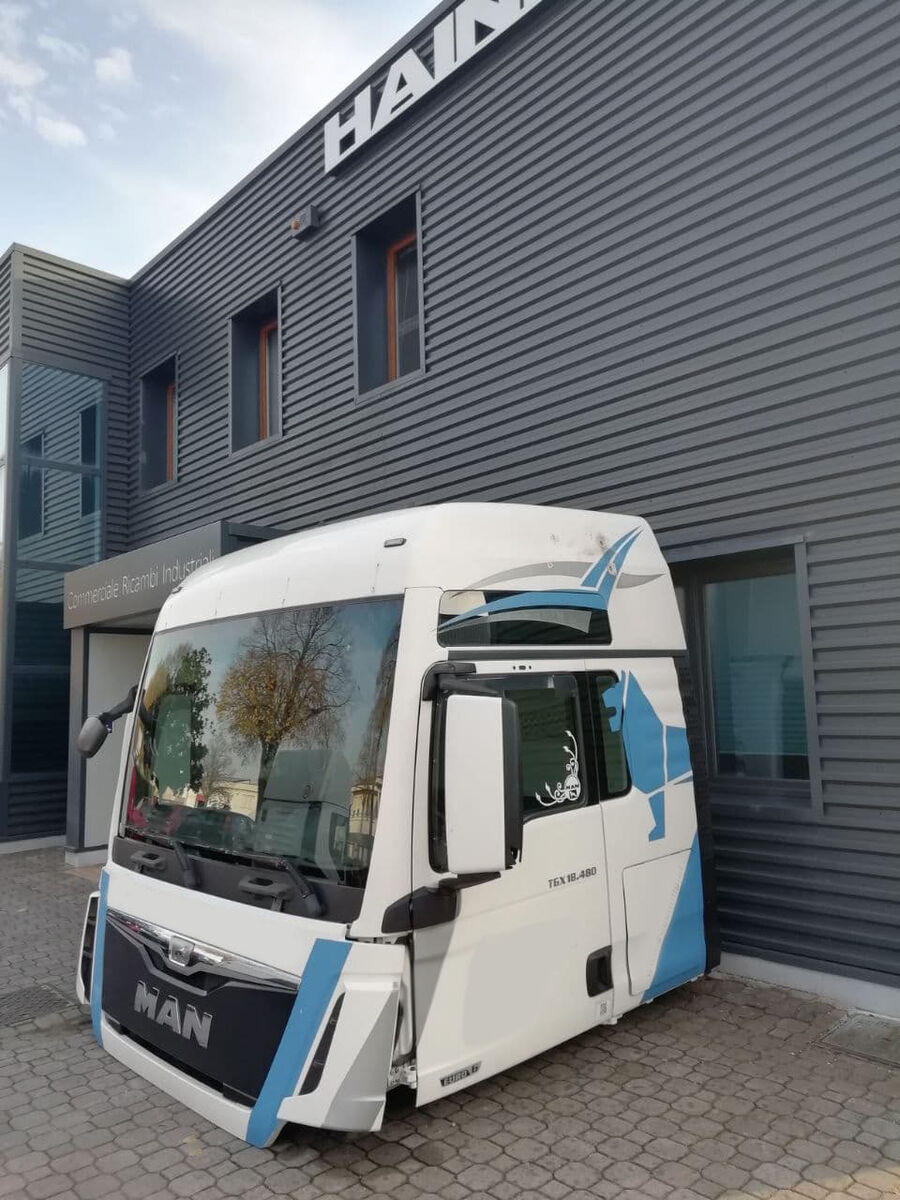 MAN TGX XXL E6 cabin MAN TGX Euro 6 truck