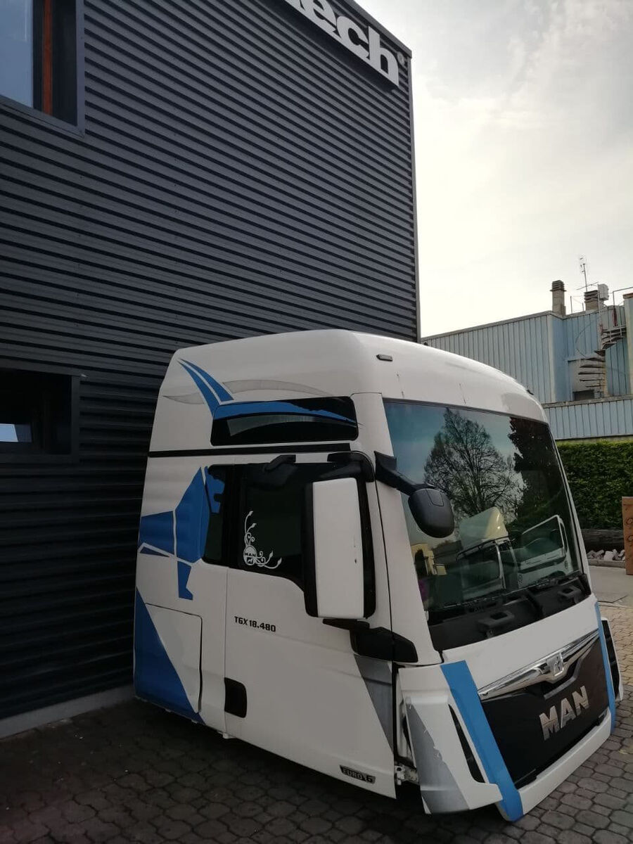 MAN TGX XXL E6 cabin MAN TGX Euro 6 truck