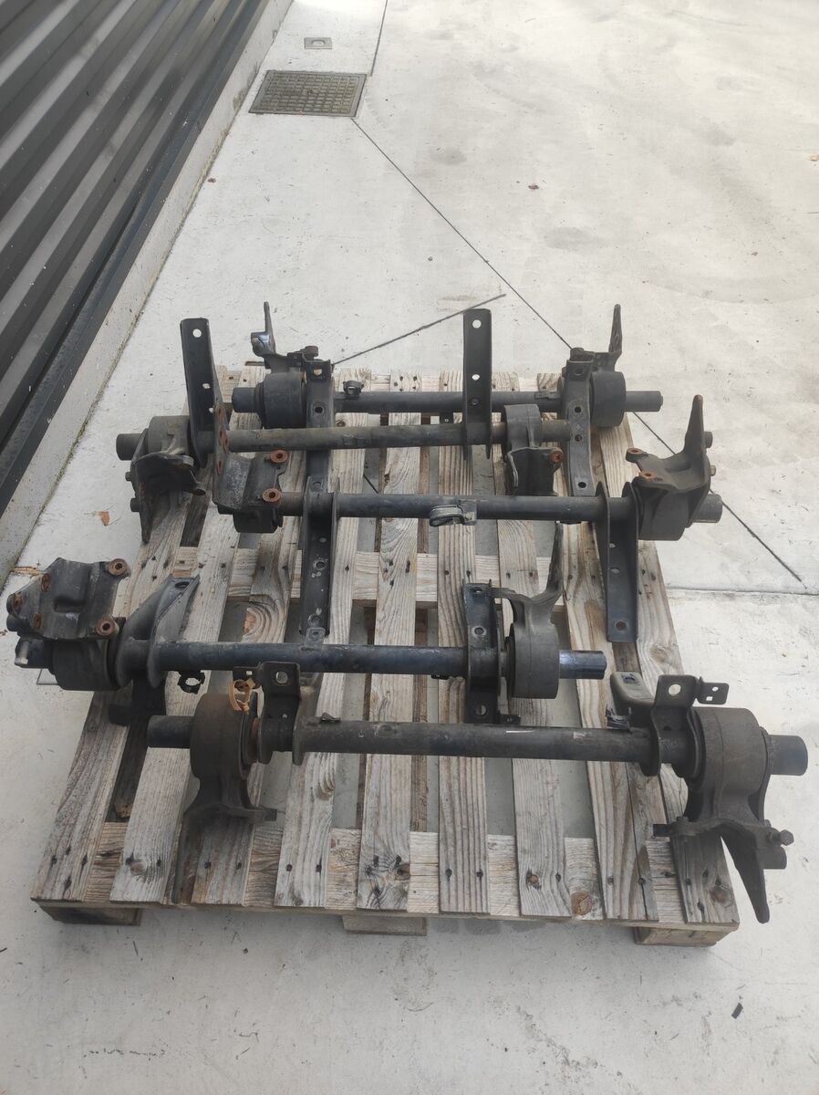 NISSAN CABSTAR NT 400 CABIN SUPPORTS other cabin part NISSAN Cabstar / NT400 truck