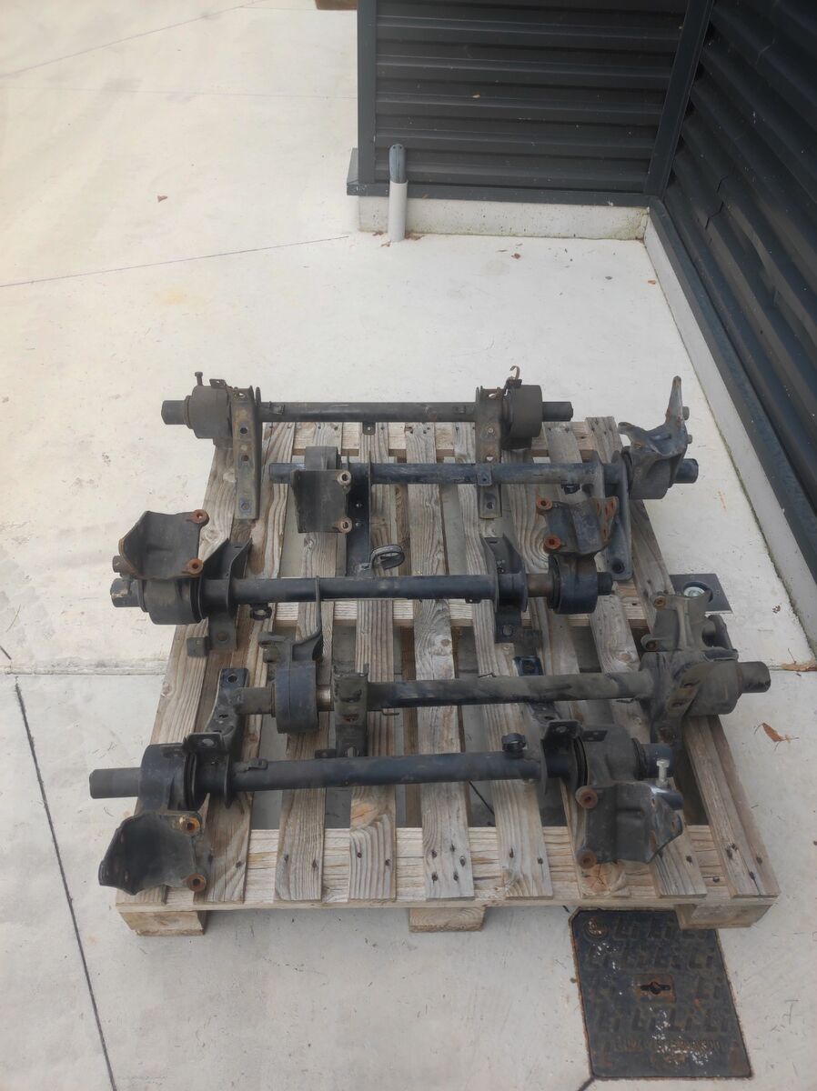 NISSAN CABSTAR NT 400 CABIN SUPPORTS other cabin part NISSAN Cabstar / NT400 truck