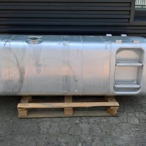 MAN TGS TGX 780L + 85L AdBlue fuel tank MAN TGX TGS FUEL TANK 780L + 85L truck