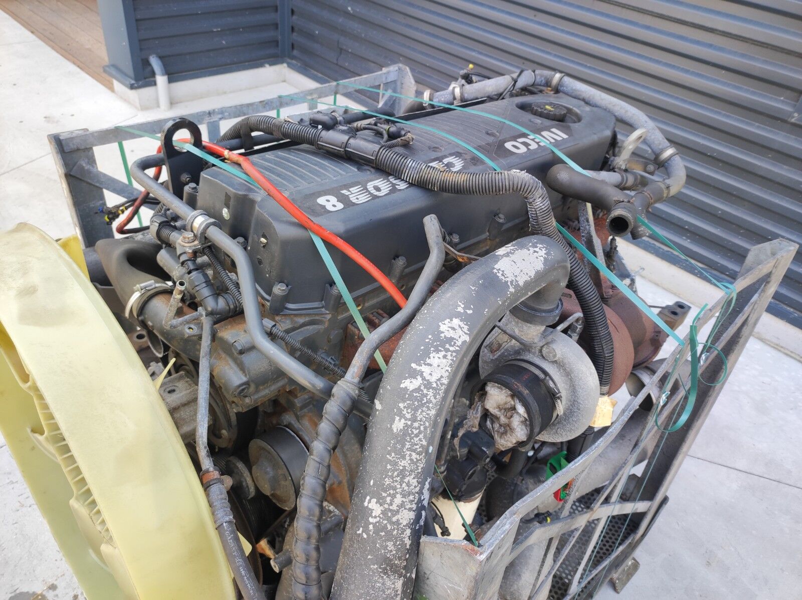 IVECO CURSOR 8 F2BE3681 EURO 5 engine IVECO STRALIS  EURO5 truck