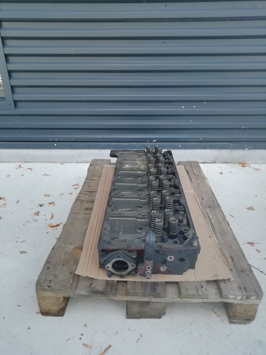 VOLVO D11K FM FH FMX cylinder head VOLVO 330 370 410 450 hp truck