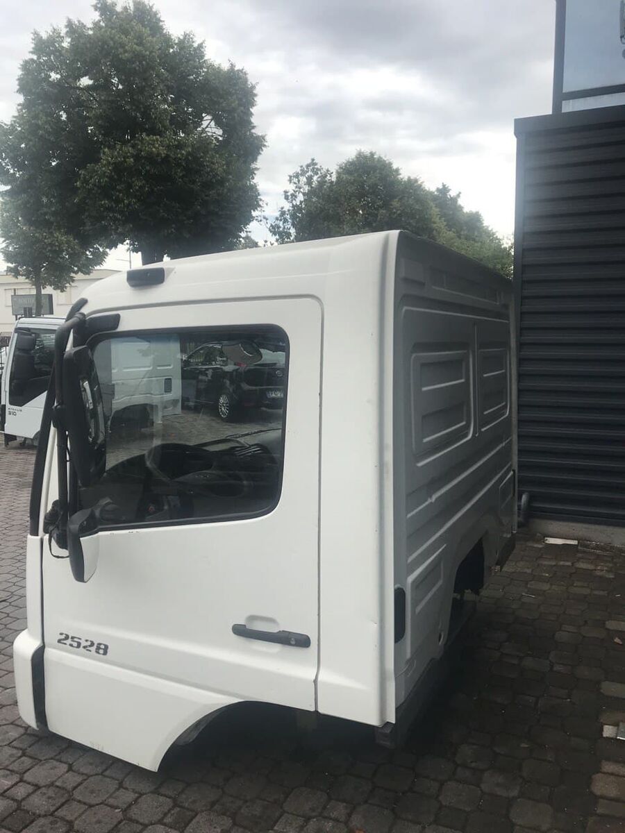 MERCEDES-BENZ AXOR FAHRERHAUS cabin MERCEDES-BENZ Axor E4 E5 Day cab truck
