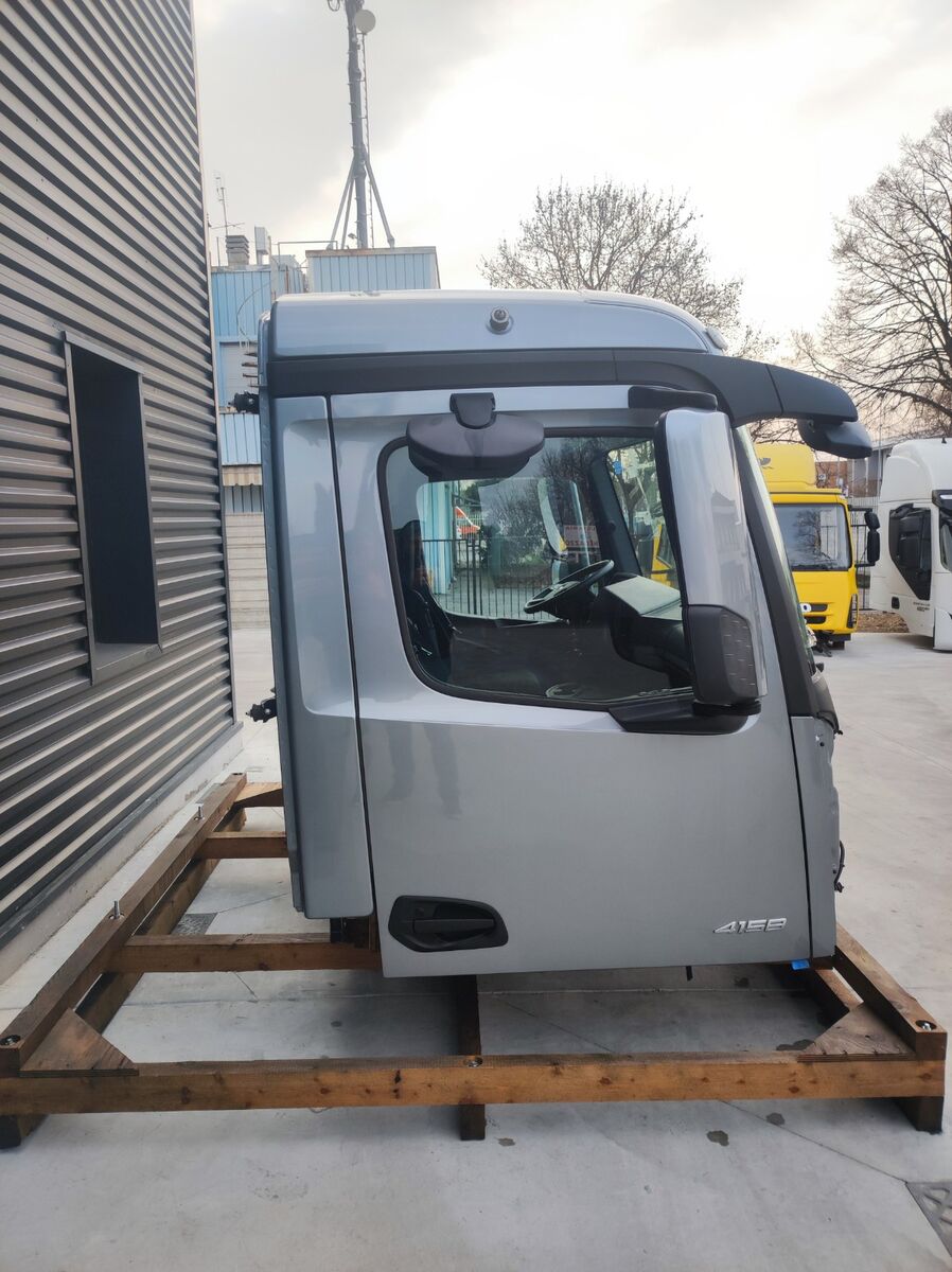 MERCEDES-BENZ ANTOS AROCS ClassicSpace cabin MERCEDES-BENZ S TYPE 320mm ENGINE TUNNEL MP4 Euro 6 truck