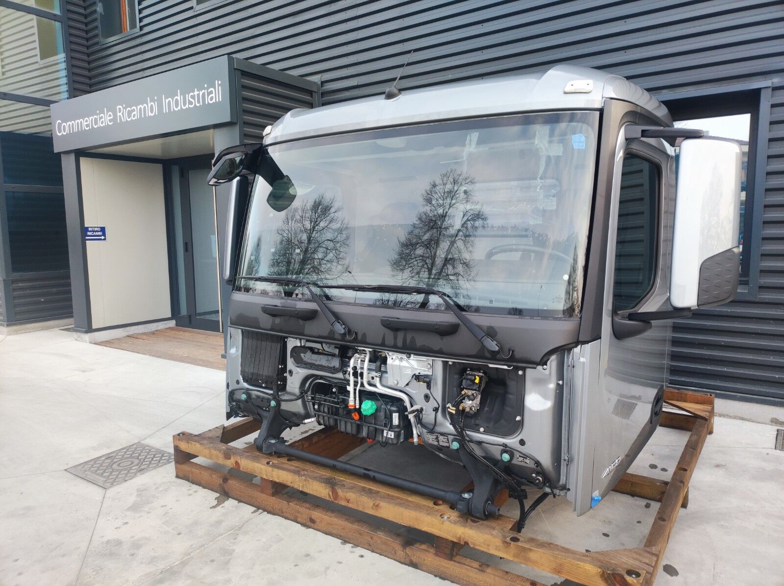 MERCEDES-BENZ ANTOS AROCS ClassicSpace cabin MERCEDES-BENZ S TYPE 320mm ENGINE TUNNEL MP4 Euro 6 truck