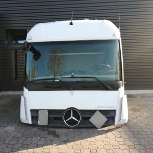 MERCEDES-BENZ ACTROS AROCS E6 STREAMSPACE 2300mm cabin MERCEDES-BENZ ENGINE TUNNEL 170mm truck tractor
