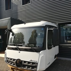 MERCEDES-BENZ Arocs Actros ClassicSpace Tunnel 320mm cabin MERCEDES-BENZ 2300mm MP4 Euro 6 Mittelangen truck tractor