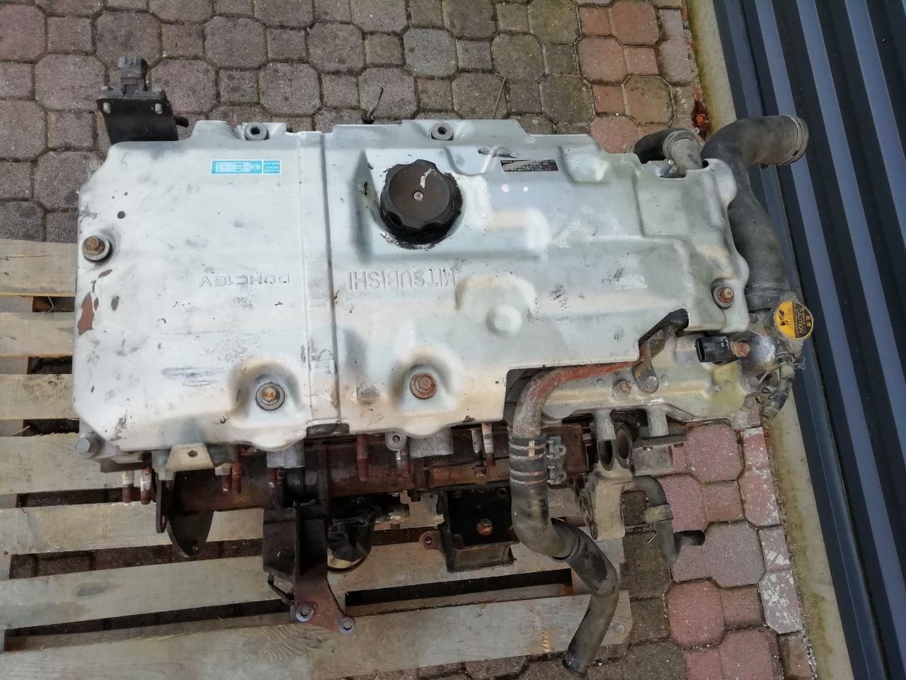 MITSUBISHI 4M50 engine MITSUBISHI Canter / Fuso 4.9 Motor truck