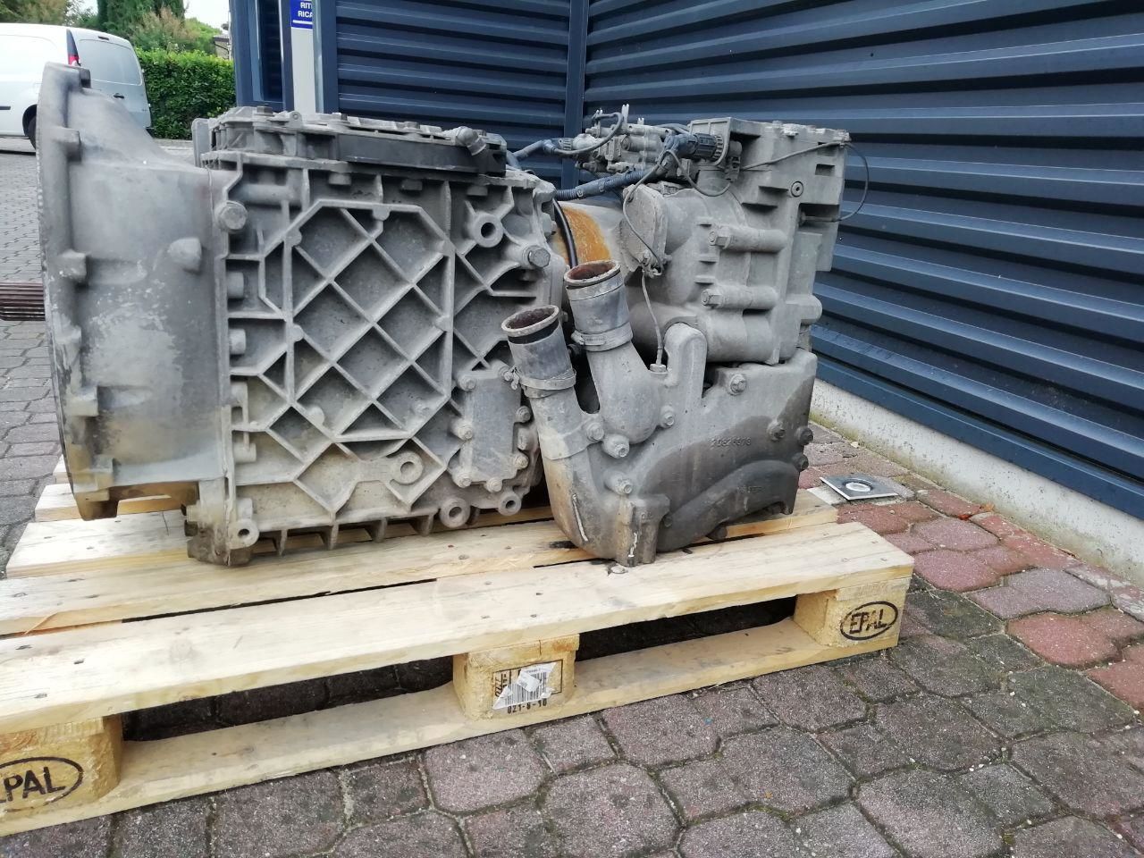 VOLVO VT2412B gearbox VOLVO FH FM truck