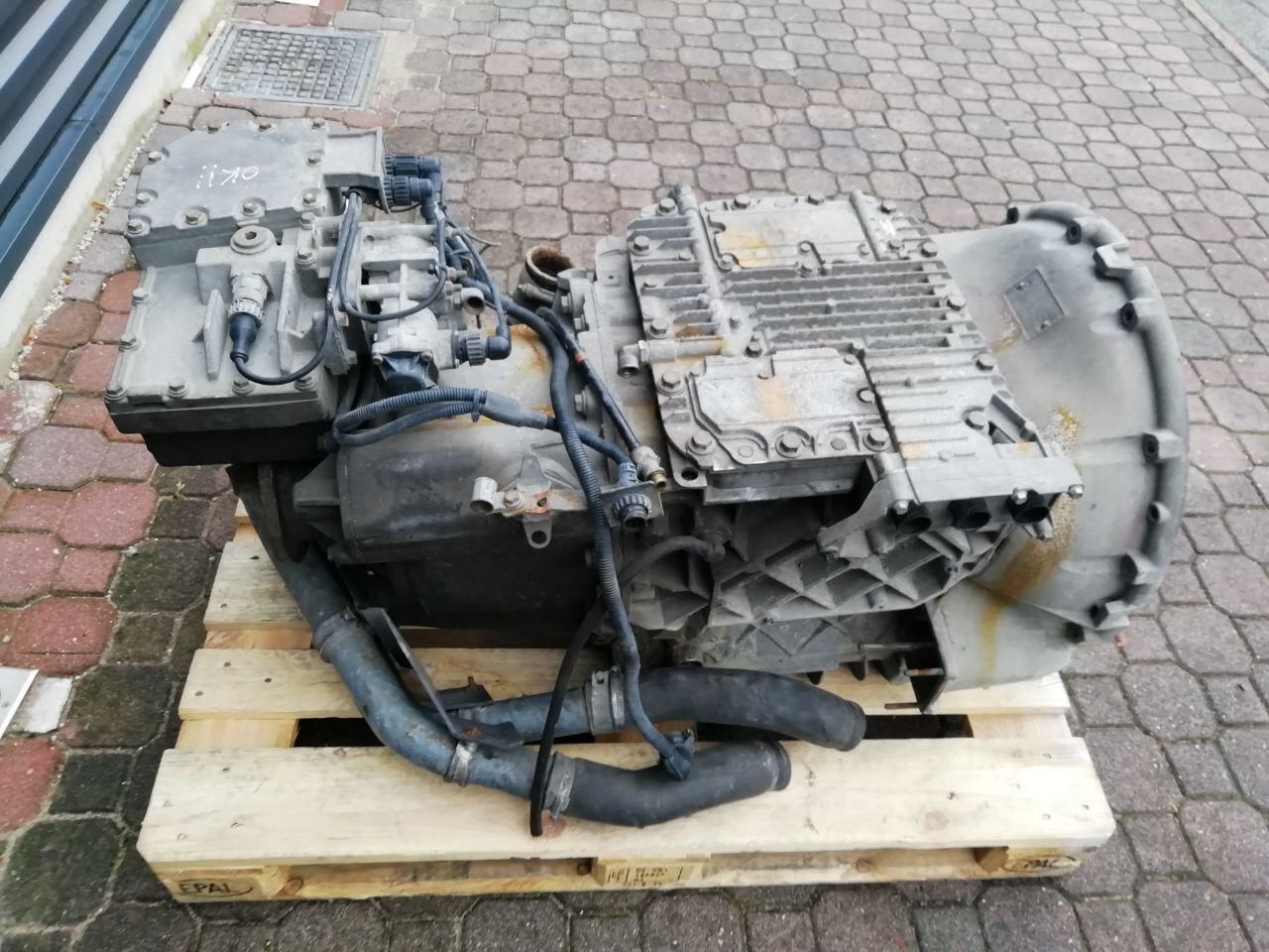 VOLVO VT2412B gearbox VOLVO FH FM truck