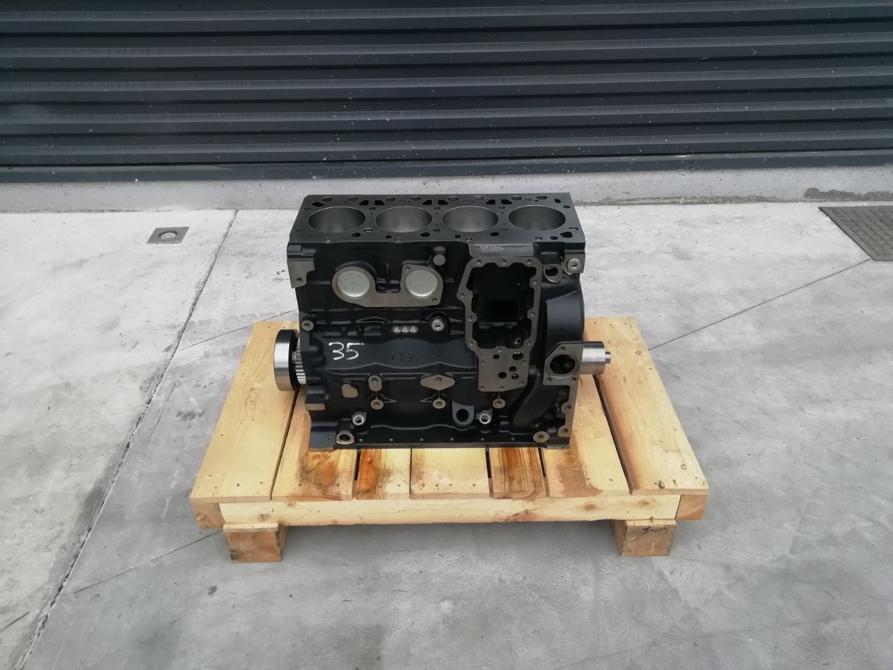 IVECO F4BE0454B engine IVECO SHORTBLOCK truck